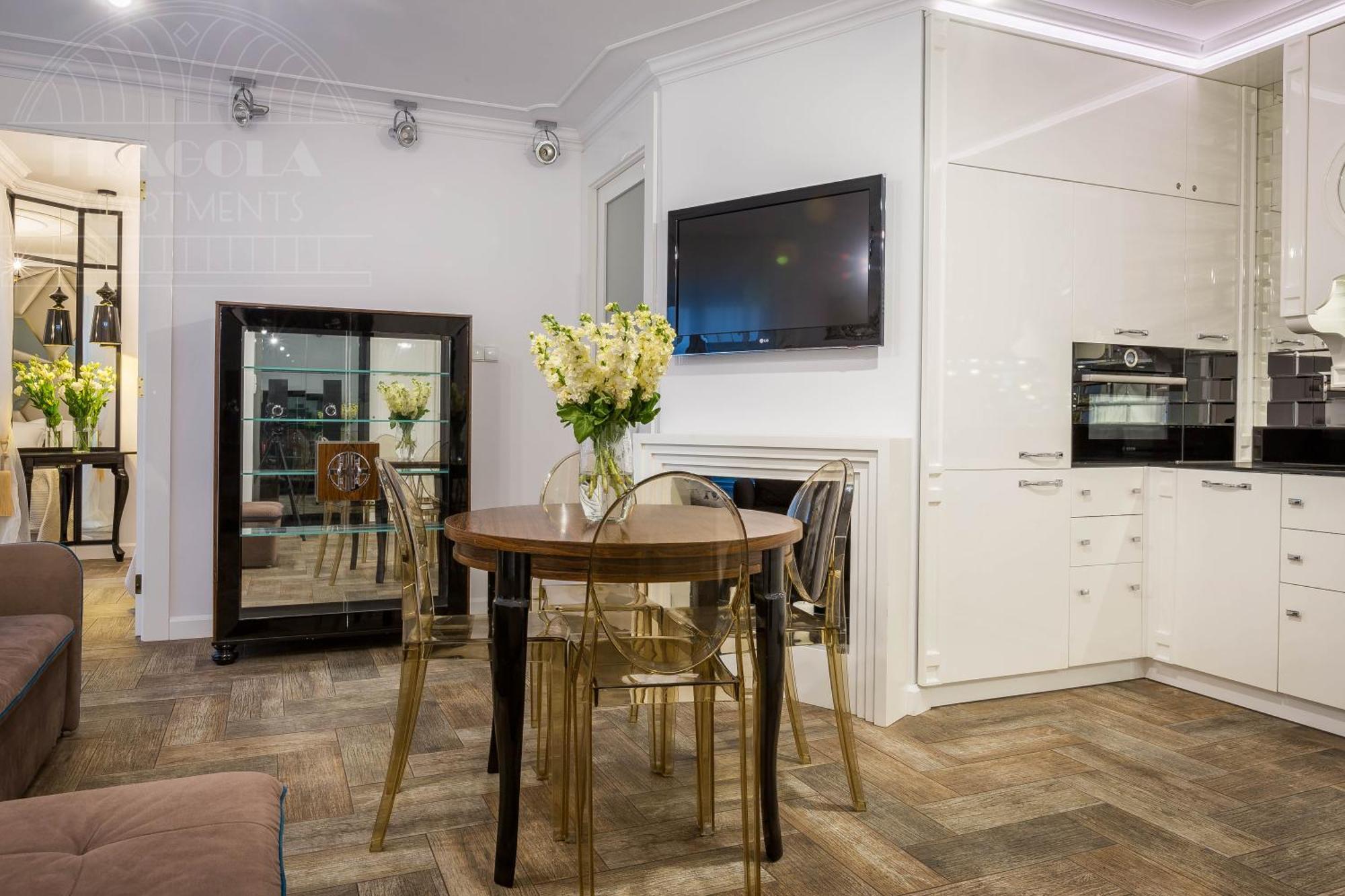Cozy City Center Apartments Pilsudskiego 11 Krakau Buitenkant foto
